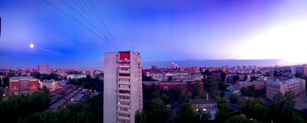 Moon and Sun. - Moscow, Morning, Balcony, moon, Sunrise, The photo, Панорама