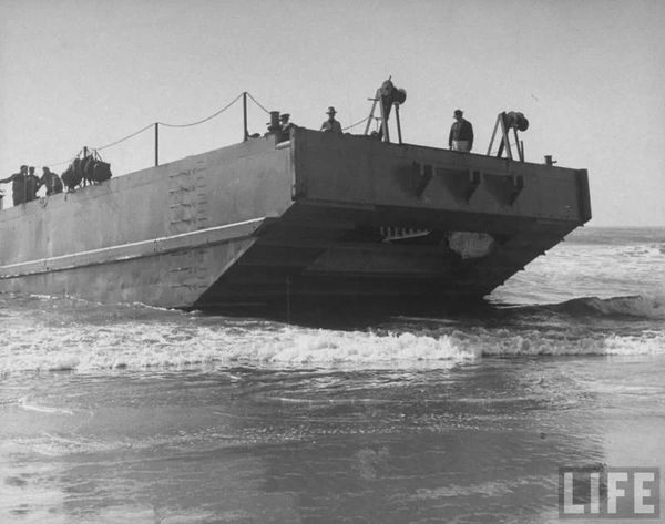 Experimental amphibian Tucker Walking Barge (USA) - Military Review, Armament, Armored vehicles, , Longpost