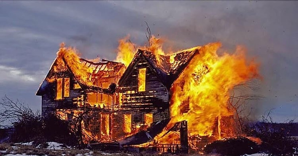 Построить дом после пожара