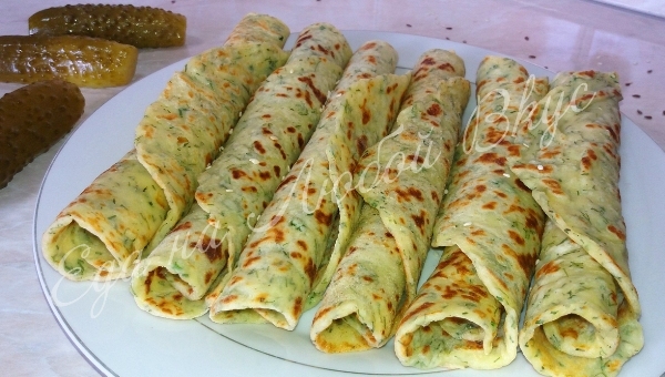 Thin potato pancakes with herbs in a frying pan - My, , Tortillas, Photorecept, Food, , Recipe, Potato, Longpost