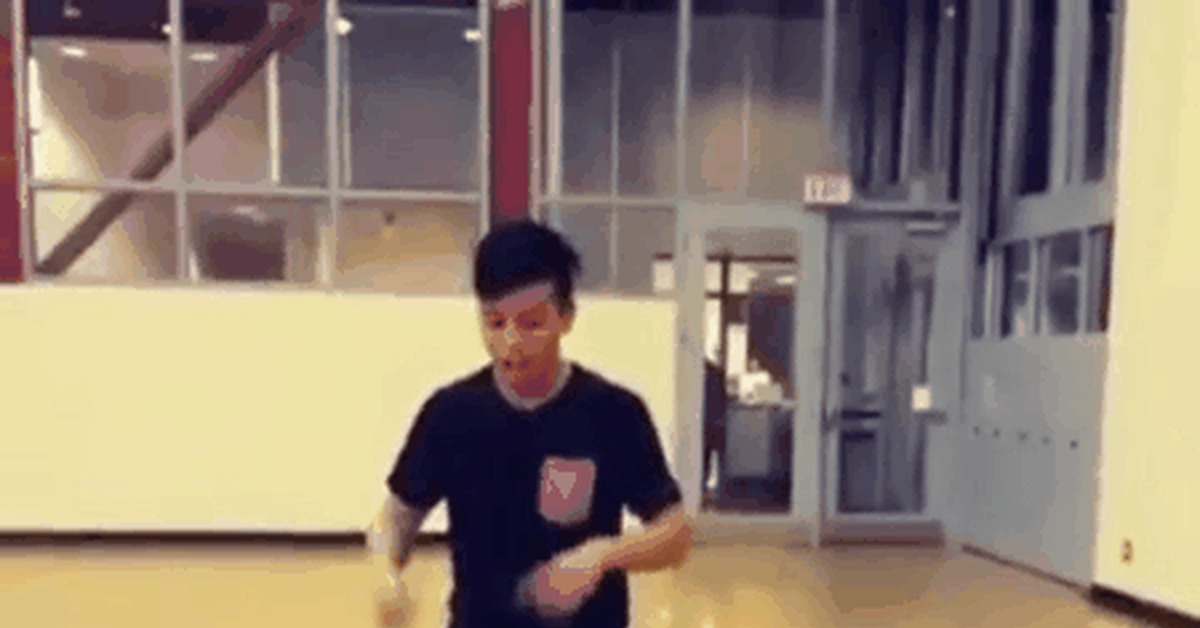 Мастер чеканки мяча | Пикабу