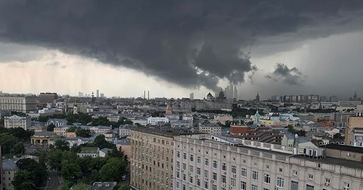 Бурима москва. Ураган в Москве 1998. Ураган, июнь 1998. Шторм в Москве 1998. Торнадо в Москве 1998.