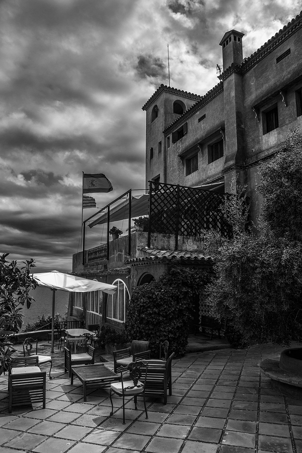 Немного ч/б на ночь глядя. Моё, Фотограф, Виталий орлинский, Черно-белое, Путешествия, Киев, Украина, Испания, Длиннопост