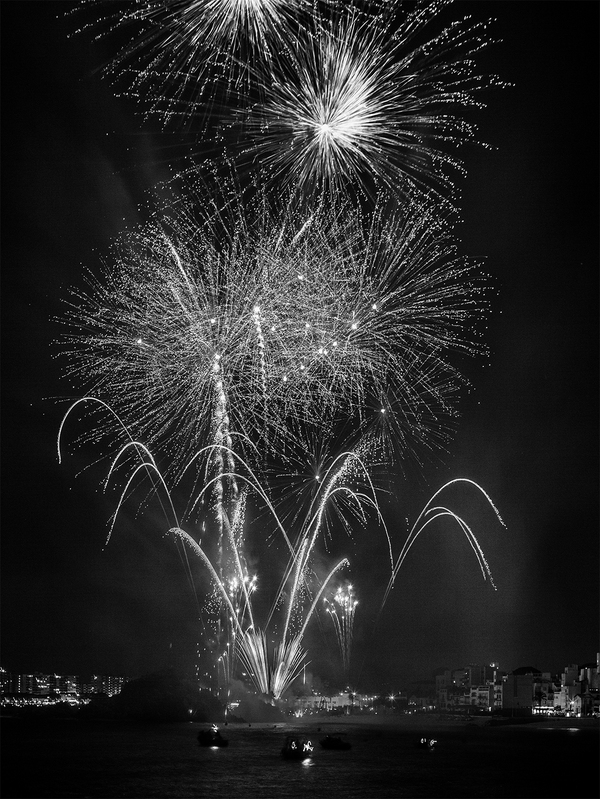 Немного ч/б на ночь глядя. Моё, Фотограф, Виталий орлинский, Черно-белое, Путешествия, Киев, Украина, Испания, Длиннопост