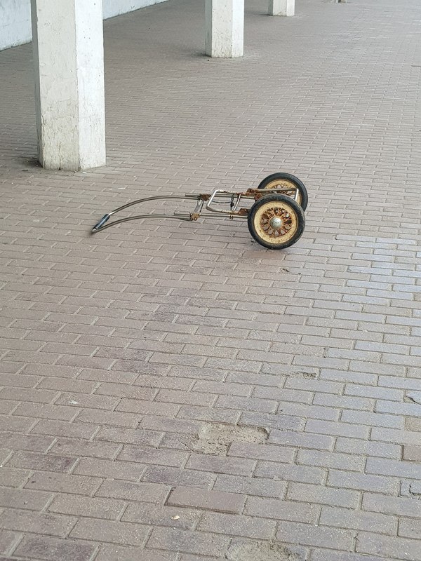 ����������