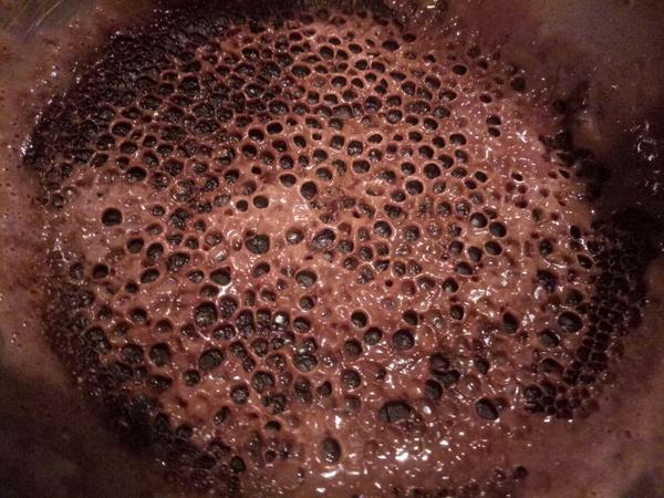 A bit of trypophobia - My, Trypophobia, , Chocolate, Rukozhop, Crooked hands, Failure