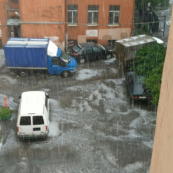 Summer in St. Petersburg... - My, Saint Petersburg, Weather, Hail, July