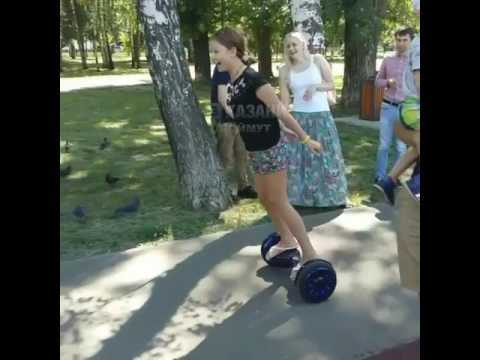 The girl was amused by her collision on a hoverboard on a pigeon in Kazan - Killed, Pigeon