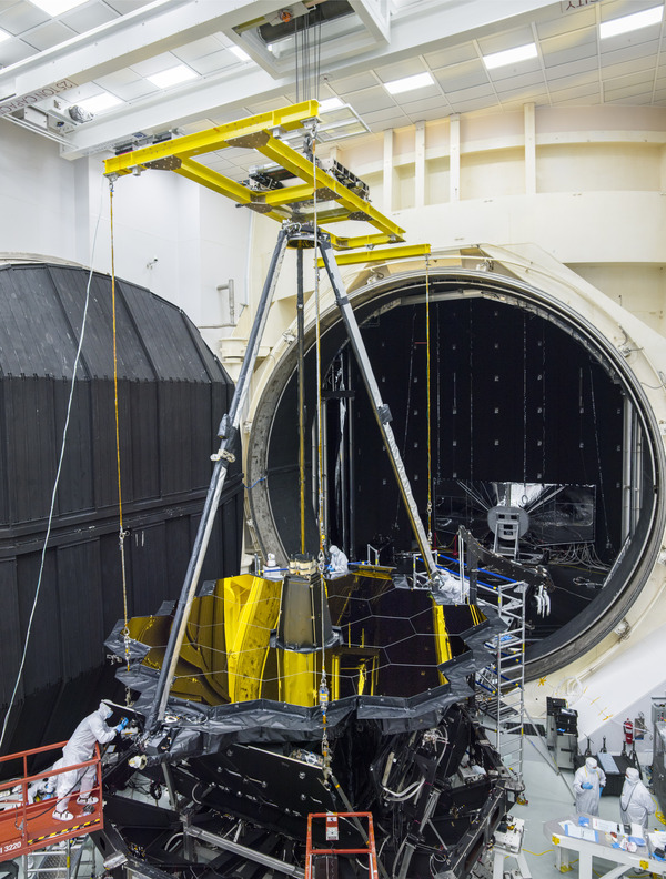Telescope James Webb Space Telescope placed in a cryogenic chamber for testing - Telescope, Webb, Space, Astronomy, NASA, Video, Longpost