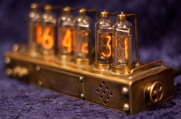 NIXIE tube clock on IN-14 - My, Nixie clock, Lamp clock, Steampunk, Longpost