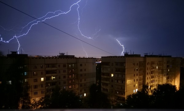 Thunderstorm... - My, Weather, Thunderstorm, The photo, Kharkov, Longpost