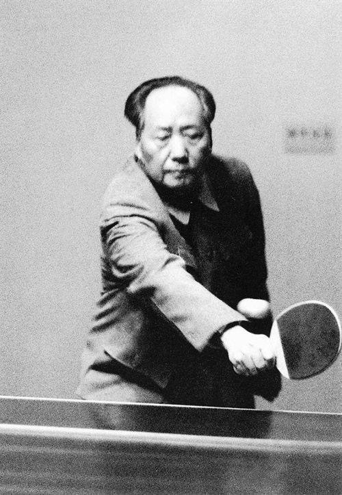 Mao Tse Tung plays ping pong with potatoes - Mao, Potato, Ping pong