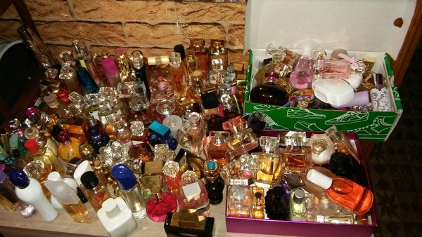 When your wife really loves perfume... - My, Perfume, Girls, Choice