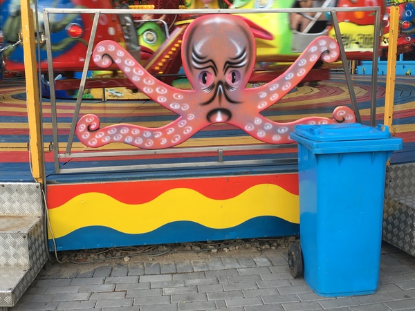 He saw some shit - My, Amusement park, Octopus