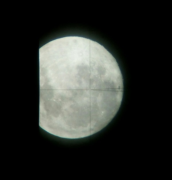 Photo of the moon through the level - My, Space, moon, The photo, Geodesy, Saint Petersburg