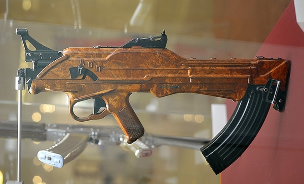 Failed Soviet bullpup or Korobov TKB-022 assault rifle - Machine, Weapon, Longpost, Conduit