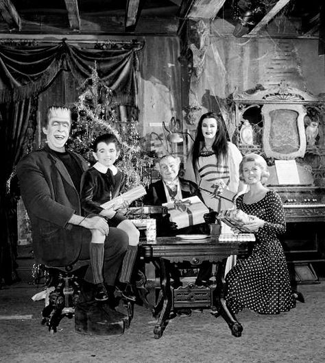 NBC to reboot 'Monster Family' - I know what you are afraid of, Horror, Monster, The Monster Family, Serials, Announcement, Longpost