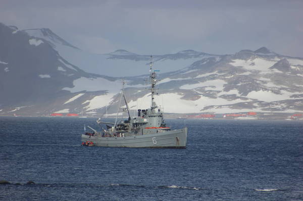 Ships came into our harbor - My, Antarctic, , Russia, Chile, Ship, Srach, Longpost