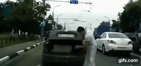 Когда пинг очень высокий)