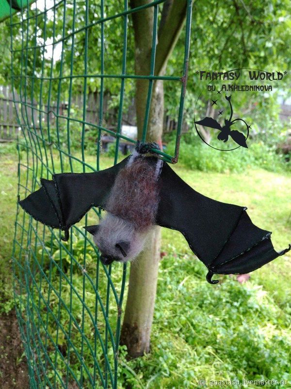 Bat-bumblebee (bat) - My, Mouse, Bat, Wallow, Pipistrelle, Dry felting, Creation, Longpost