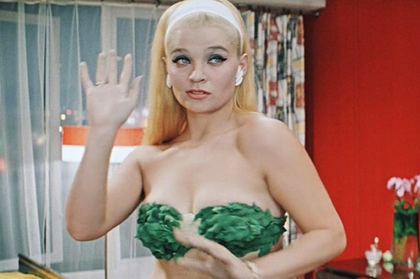 Hello from 1968! - the USSR, The Diamond Arm, Svetlana Svetlichnaya, No sex, Not strawberry