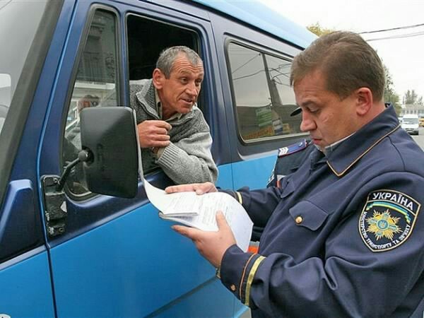 professional habits. - From the network, Traffic police, Bribe, Humor