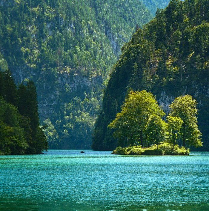 Area of ??the German state of Bavaria, near the border with Austria - Germany, The mountains, Water, A boat