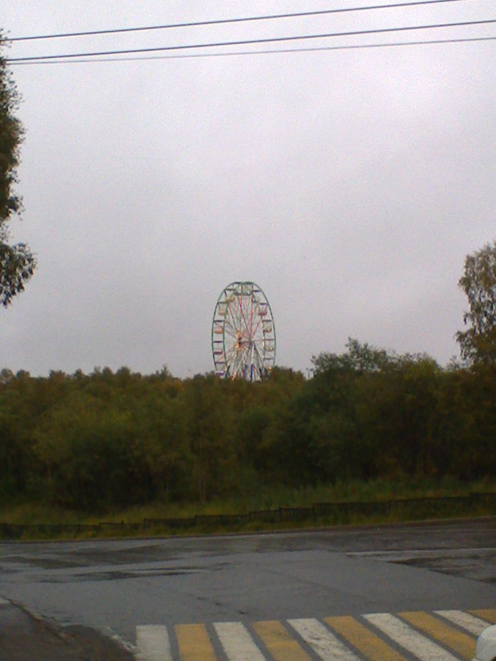 The northernmost ferris wheel? - Murmansk, My, Amusement park, Ferris wheel