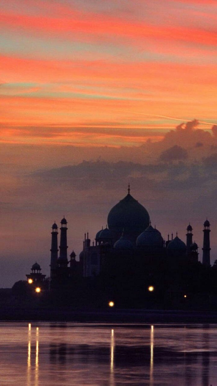The majestic Taj Mahal - Taj Mahal, India, Sunset