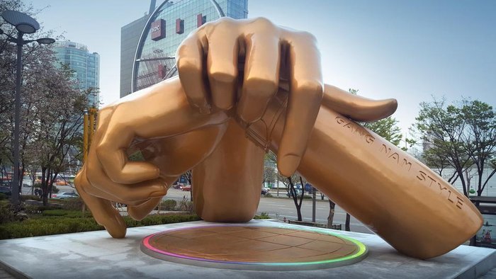 In Seoul, a monument was erected to the hands of Psy in a characteristic Gangnam Style gesture - Seoul, Monument, Psy, Gangnam style