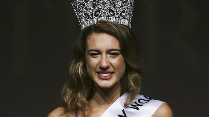 Miss Turkey stripped of title over tweet - Miss, Period, Turkey, Unclear