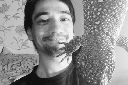 Hundreds of poisonous snakes left unattended after the death of a blogger - Arslan Valeev, Snake bite, news, Lenta ru