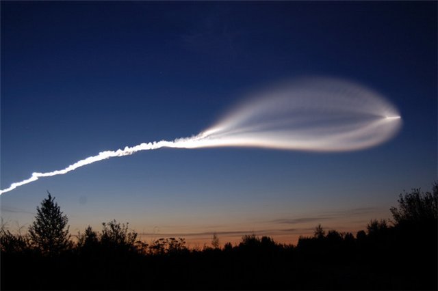 The trace of the rocket - Rocket, Intercontinental missile, Condensation trail, UFO, Longpost
