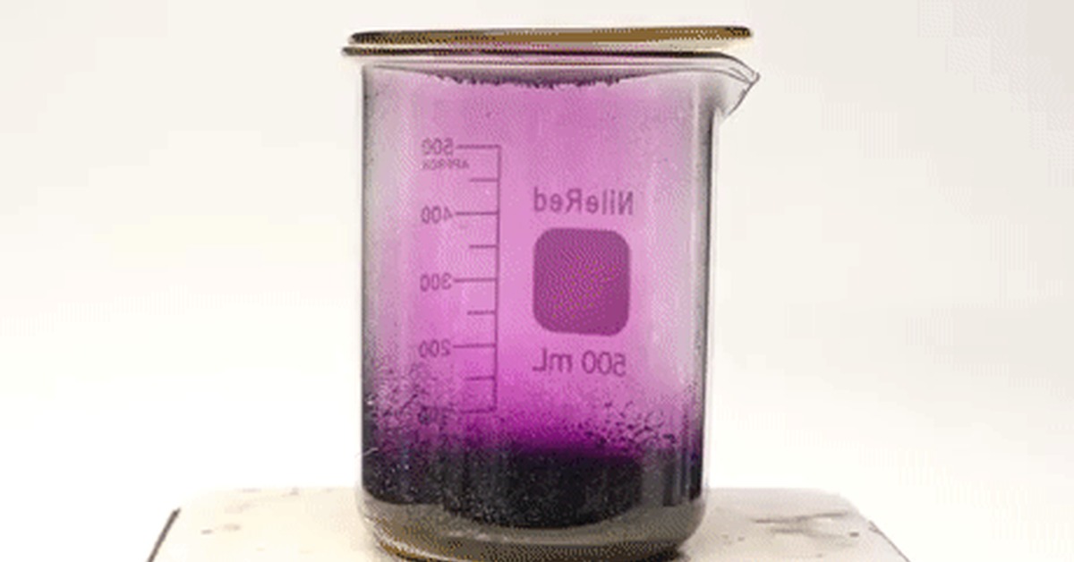 Цинк и хлорид железа 2 реакция. Возгонка йода реакция. Пары йода. Кристаллы йода цвет.