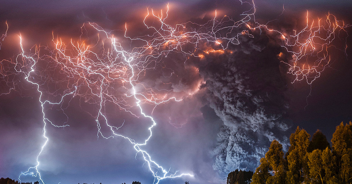 Во время сильной грозы