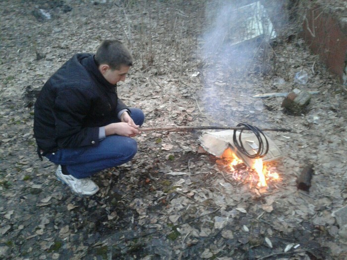 When your friend gets stoned and decides to barbecue - NSFW, My, Stoned, Friend