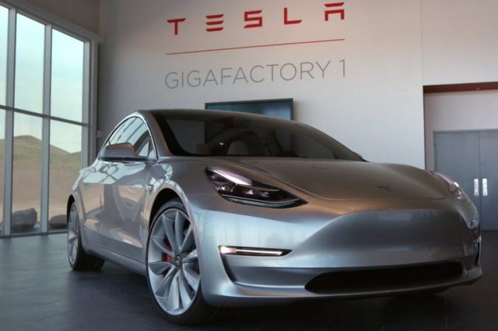 Tesla не справилась с планом поставок Model 3. - Tesla, Илон Маск, Электромобиль, Авто, Gigafactory, США, Аккумулятор