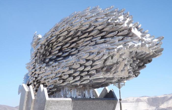 Monument to Hamsa - Monument, Anchovy, Novorossiysk, , Longpost