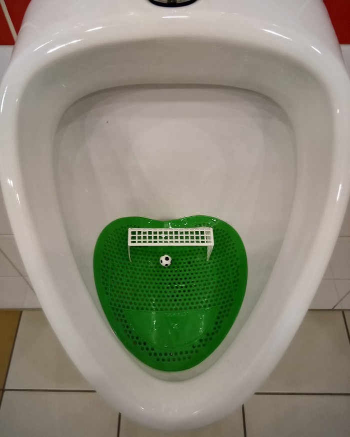 One gate play - My, Football, Toilet, Saint Petersburg