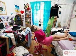 Living with a relative - My, Relatives, Srach, Girls, Problem, Cleaning