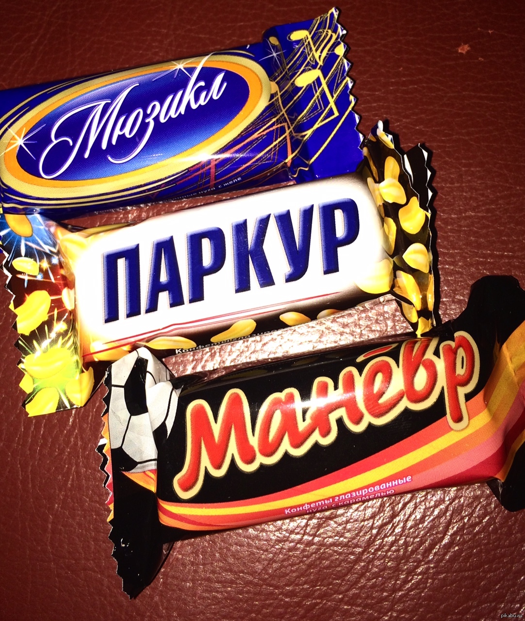 Шоколад Маневр