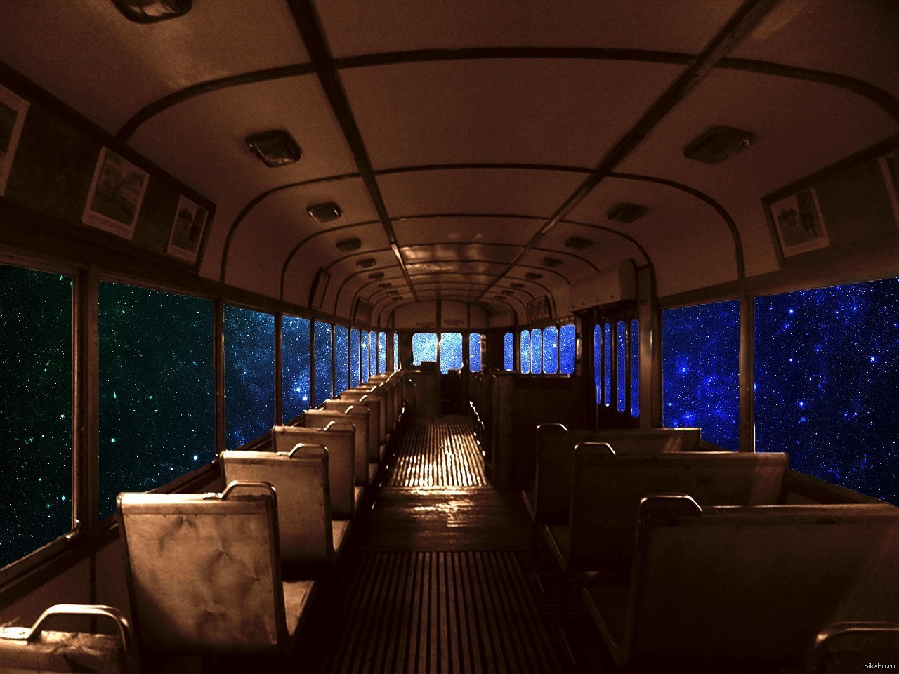 Вид внутри. Вид из автобуса. Ночной автобус внутри. Космический трамвай. Трамвай в космосе.