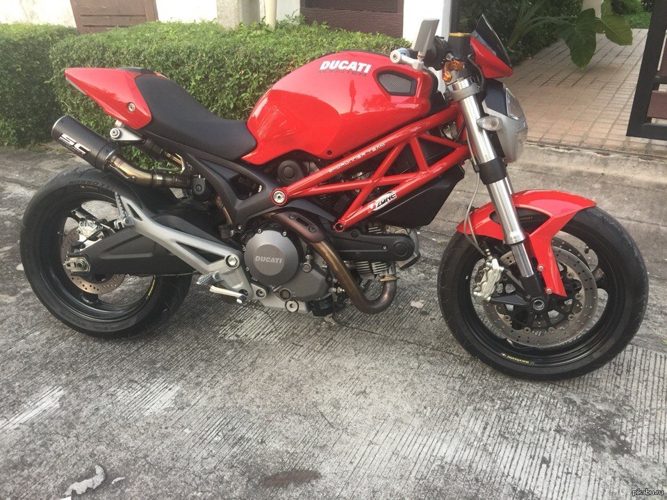 Ducati l Twin