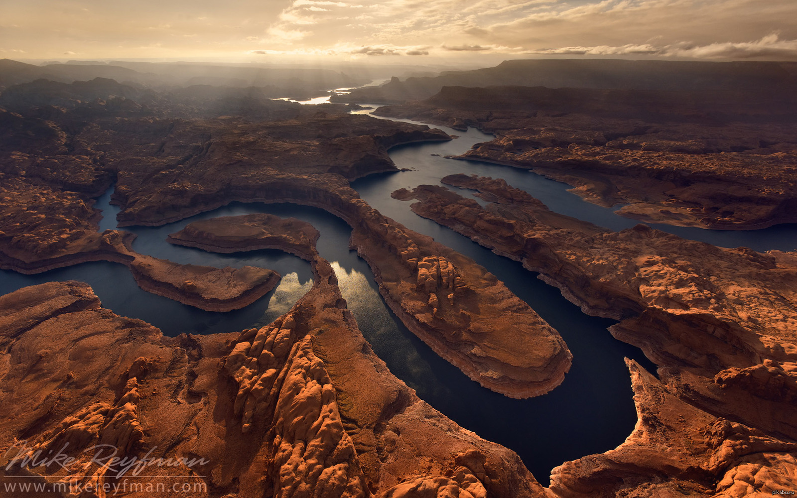 Реки сша. Колорадо река Пауэлл. Река Колорадо Мексика. Колорадо (река, впадает в мексиканский залив). Пауэлл река озеро.