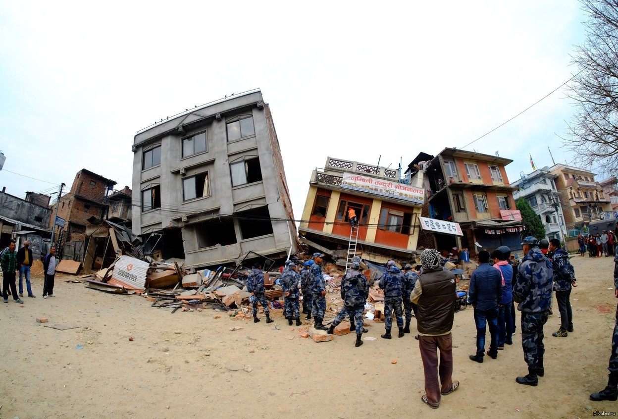 Землетрясение 8 апреля. Катманду землетрясение 2015. Землетрясение в Непале 2015. Катманду землетрясение. Непал 2015 землетрясение 25 апреля.