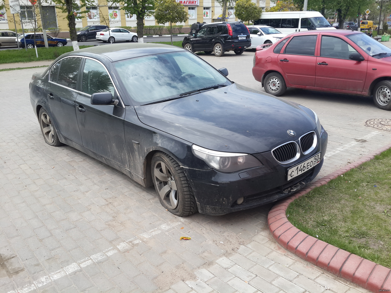 Ни у кого не угоняли машину? Брошенная BMW в Дмитрове, поднимите повыше,  может кто ищет | Пикабу