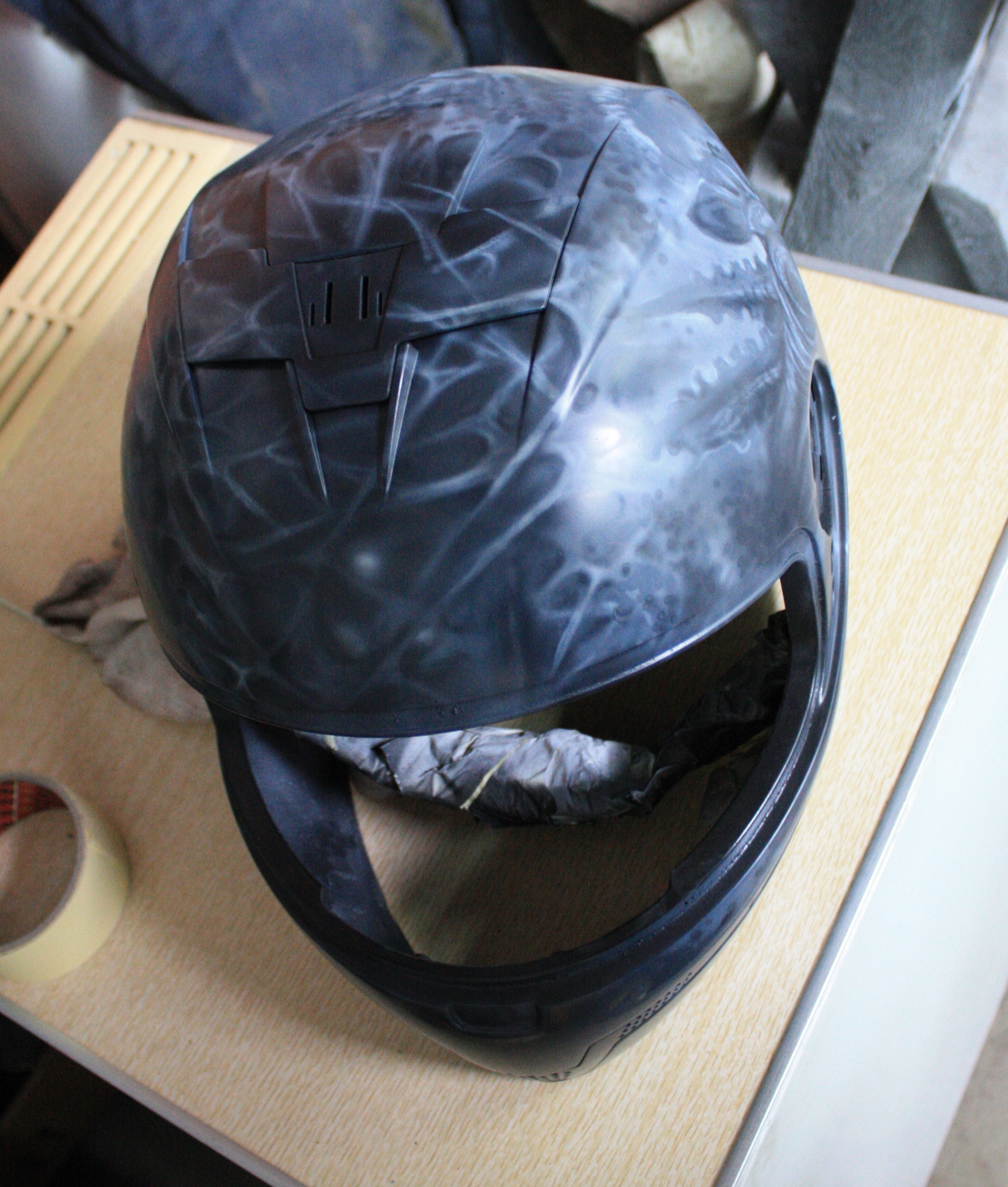 Airbrushing. Another theme of Alien vs. Predator. - My, Airbrushing, Airbrushing on the helmet, Christopher Nolan, Tyumen, Airbrushing72, Tyumenaero, Tyumenaero, Longpost