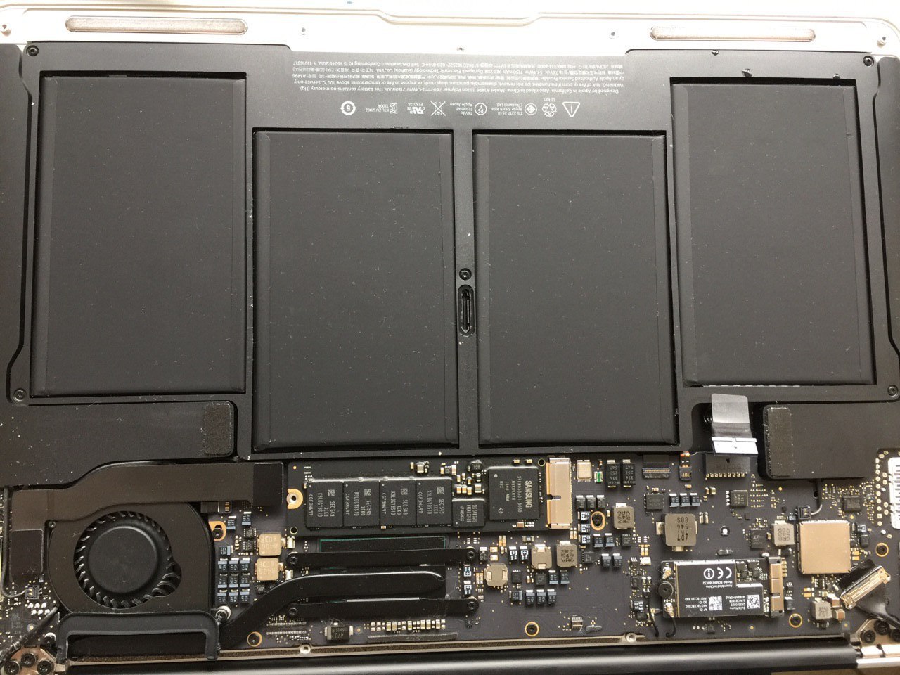 Repair apple macbook air 2015 - My, Apple, Repair of equipment, Macbook, Water, Soldering, Recovery, Longpost