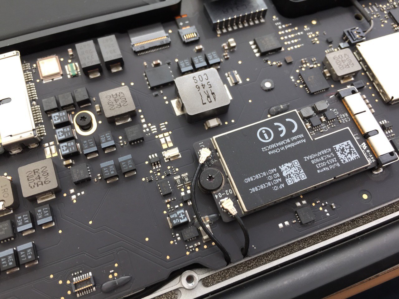 Repair apple macbook air 2015 - My, Apple, Repair of equipment, Macbook, Water, Soldering, Recovery, Longpost