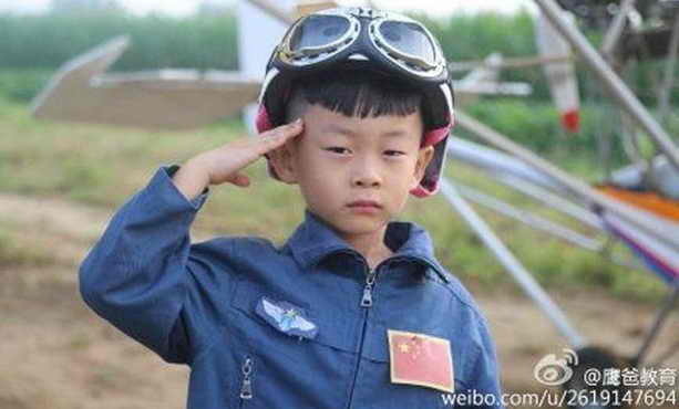 Youngest Pilot: Hae Id - , , , Pilot, Airplane, Guinness Book of Records, Longpost